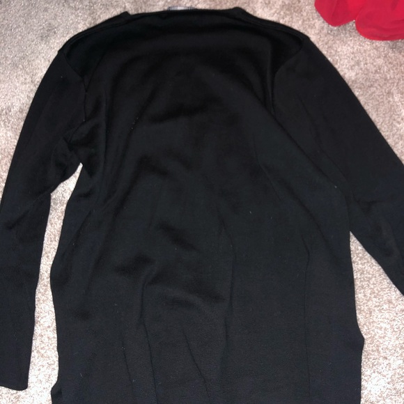Black sweater - Picture 3 of 3